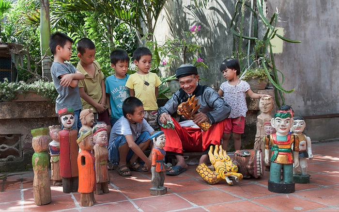 marionnettes eau Dao Thuc enfants